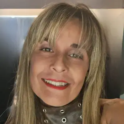 Docente instructora en Máster de estética